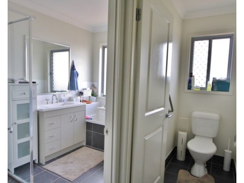 15 Polyanna Court, Loganlea QLD 4131