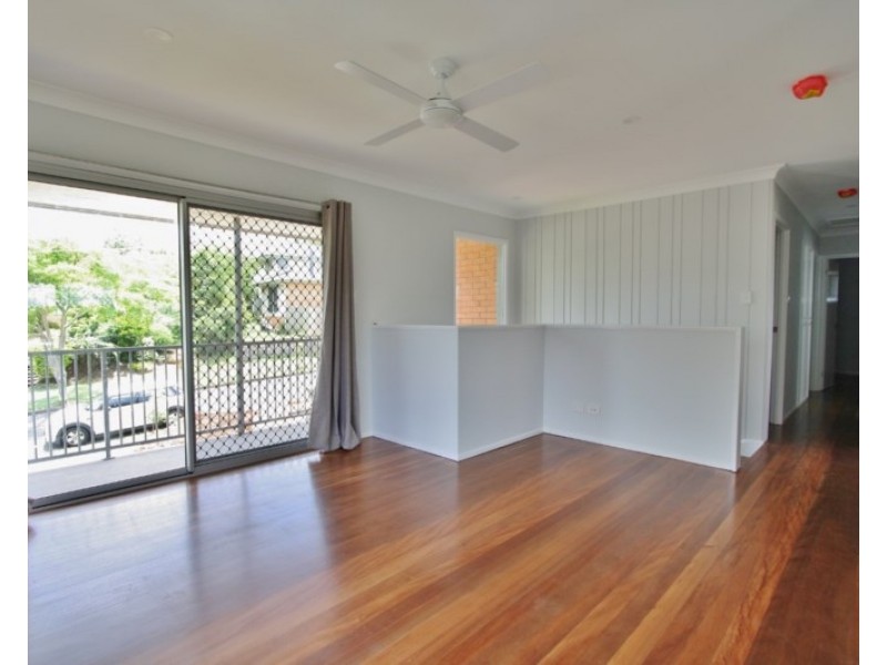 25 Chiniala Street, Mansfield QLD 4122