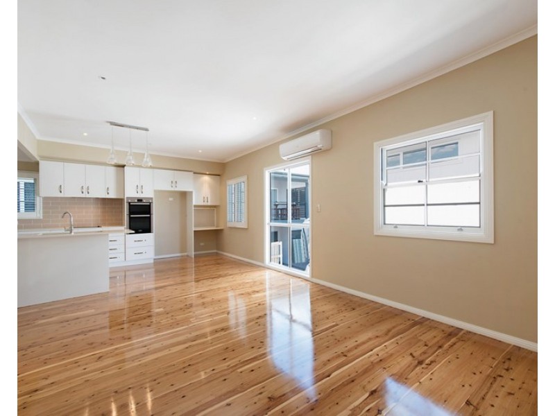 42 Renton Street, Camp Hill QLD 4152