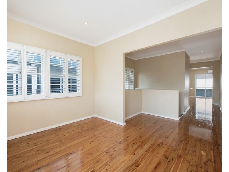 42 Renton Street, Camp Hill QLD 4152