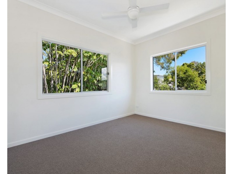 42 Renton Street, Camp Hill QLD 4152