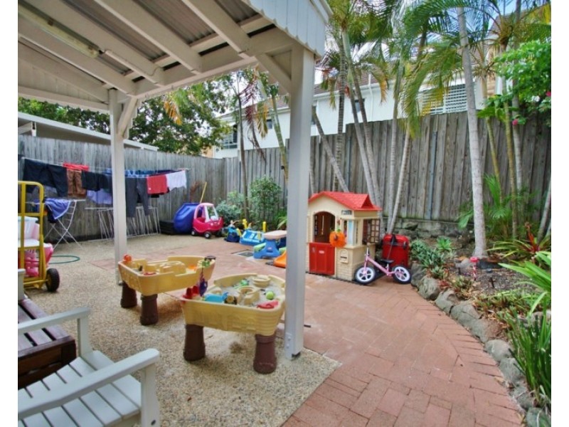 1/8 Mahina Place, Wishart QLD 4122