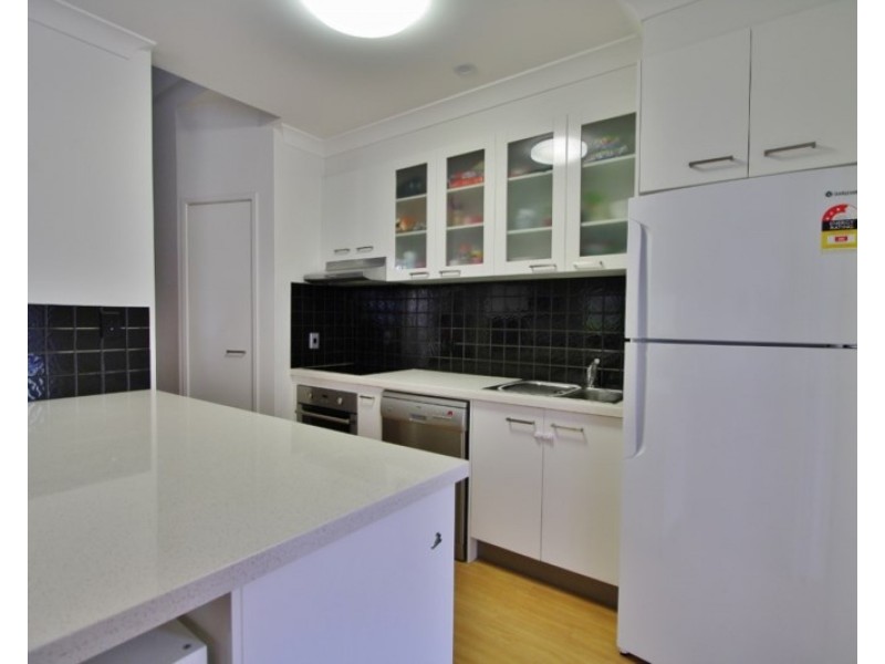 1/8 Mahina Place, Wishart QLD 4122