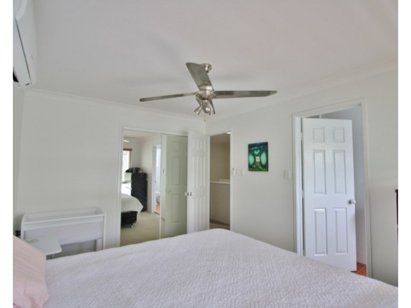 1/8 Mahina Place, Wishart QLD 4122