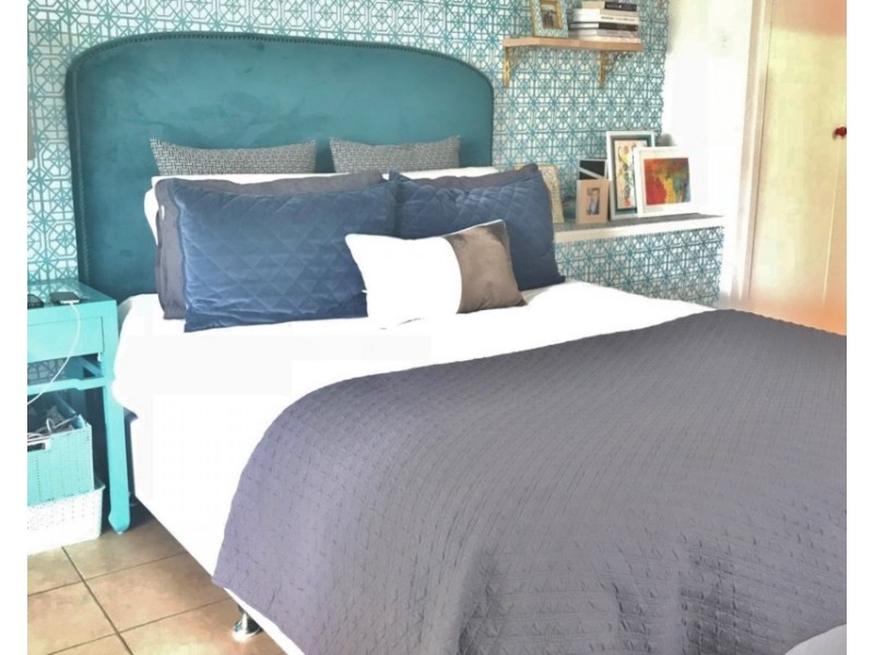 128 Strong Avenue, Graceville QLD 4075