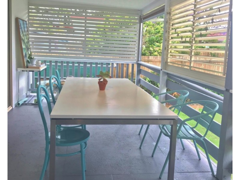 128 Strong Avenue, Graceville QLD 4075