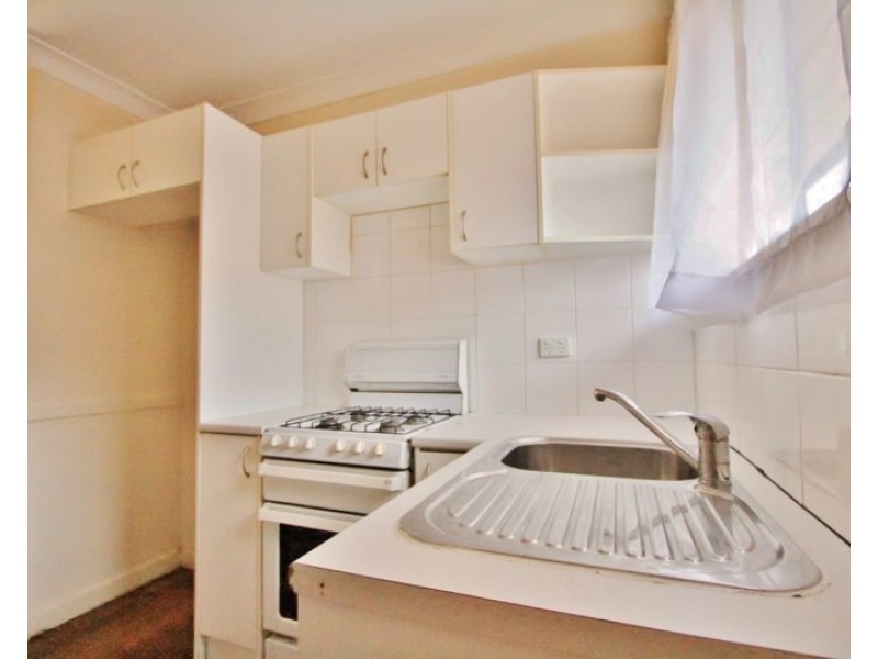 2/29 Arnold Street, Holland Park QLD 4121