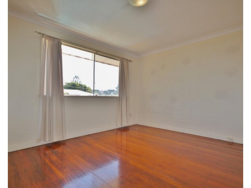 2/29 Arnold Street, Holland Park QLD 4121