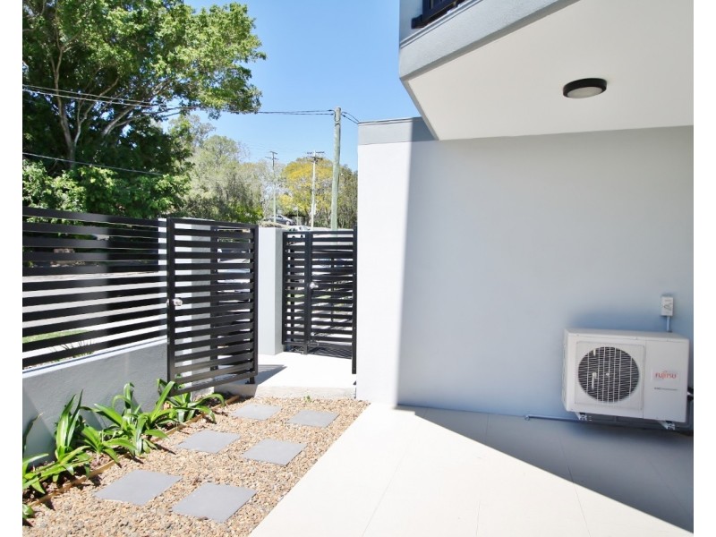 1/11 Lagonda Street, Annerley QLD 4103