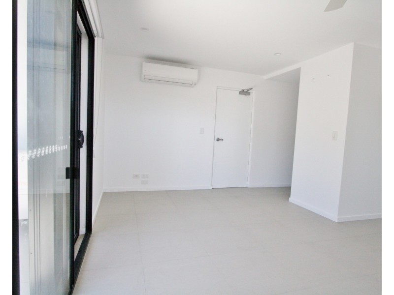 1/11 Lagonda Street, Annerley QLD 4103