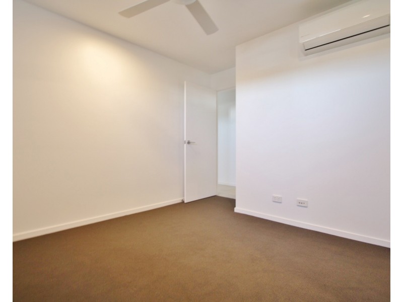 1/11 Lagonda Street, Annerley QLD 4103