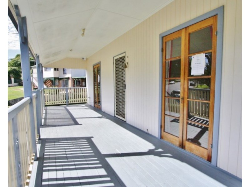 15 Hamel Road, Holland Park West QLD 4121