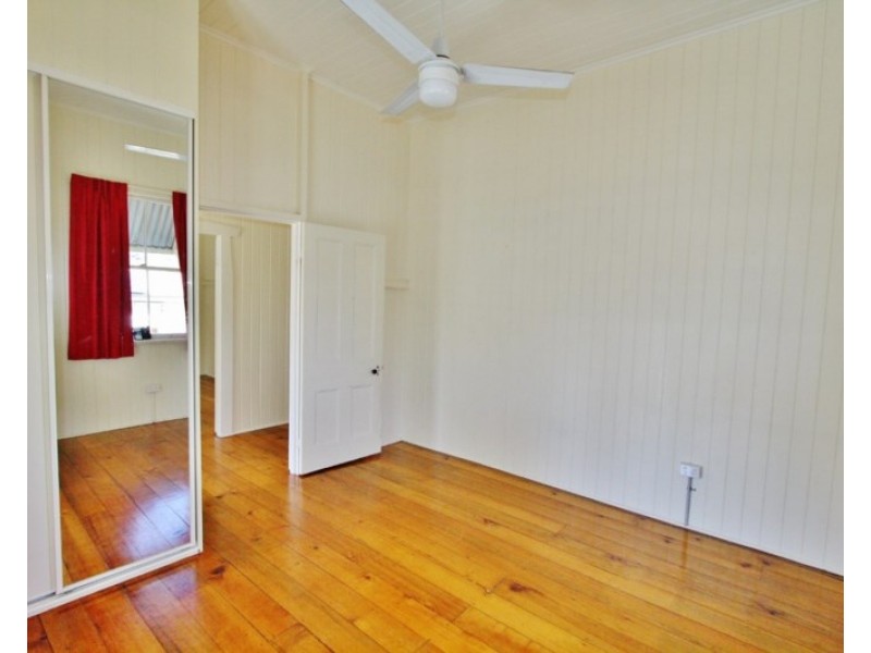 15 Hamel Road, Holland Park West QLD 4121