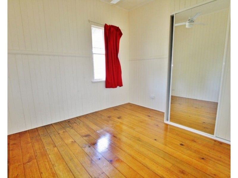 15 Hamel Road, Holland Park West QLD 4121