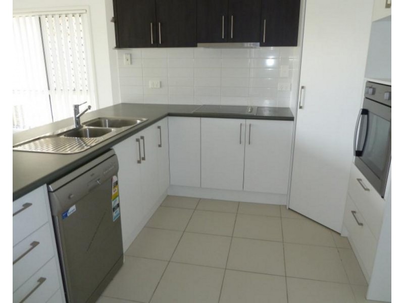 45 Richards Street, Loganlea QLD 4131