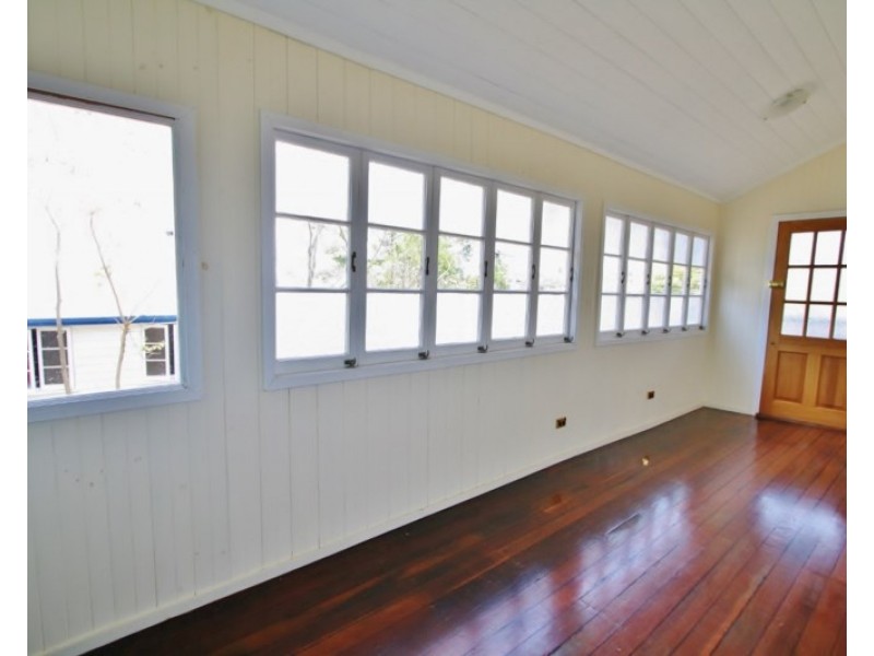 85 Bunya Street, Greenslopes QLD 4120