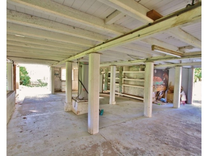 12 Bonneville Street, Holland Park West QLD 4121