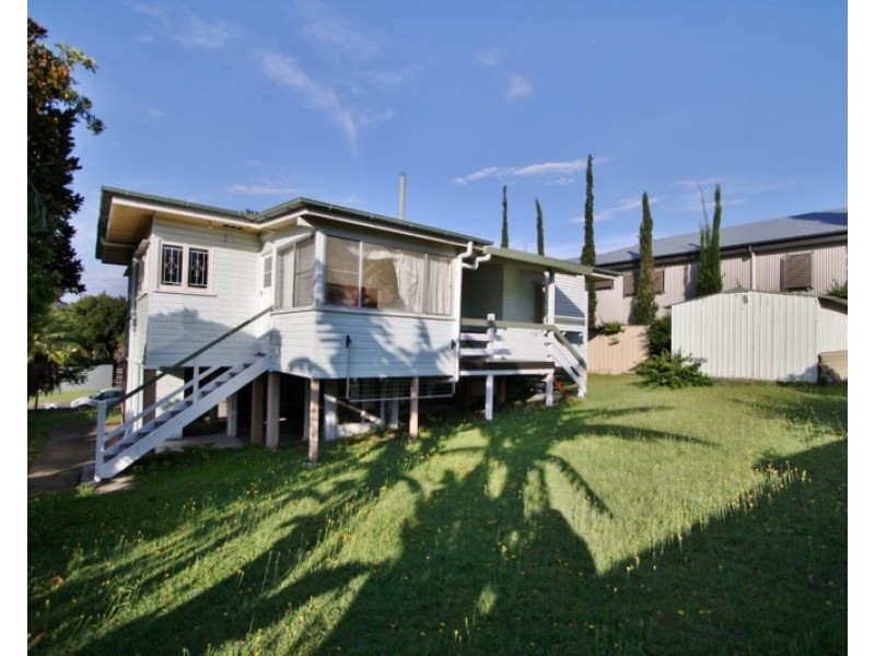 12 Bonneville Street, Holland Park West QLD 4121