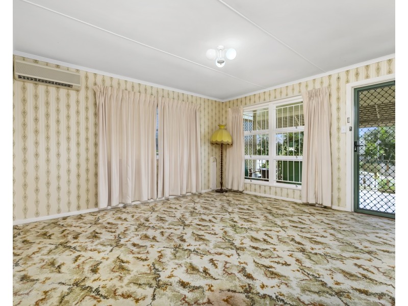 15 Breslin Street, Carina QLD 4152