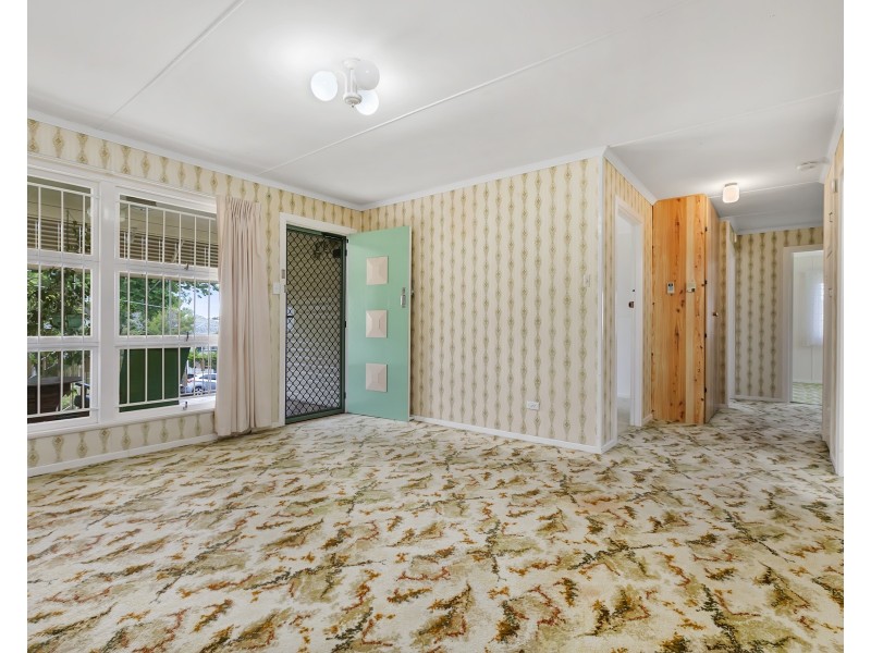 15 Breslin Street, Carina QLD 4152