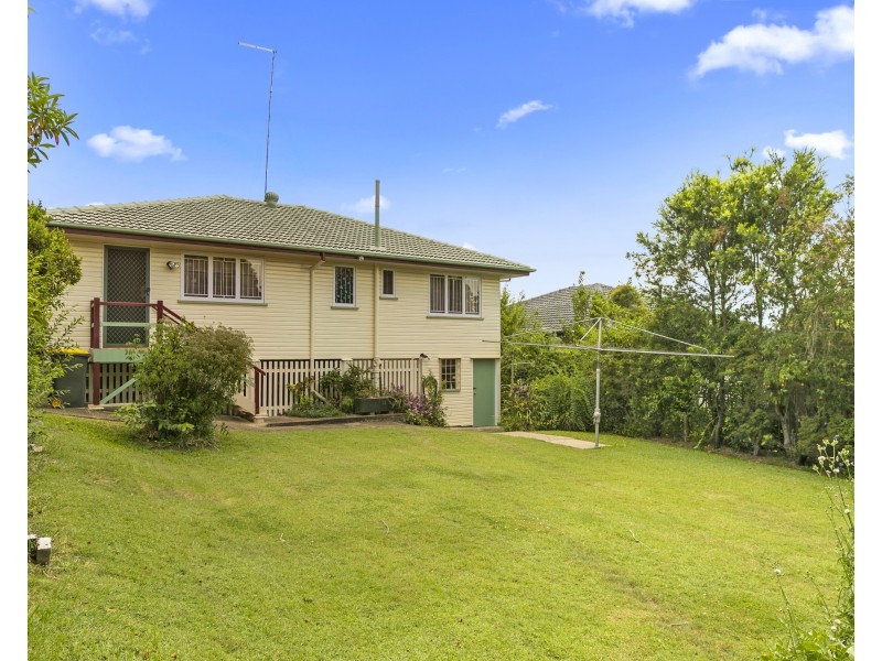 15 Breslin Street, Carina QLD 4152