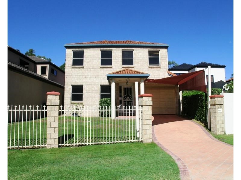 28 Estate Place, Holland Park West QLD 4121