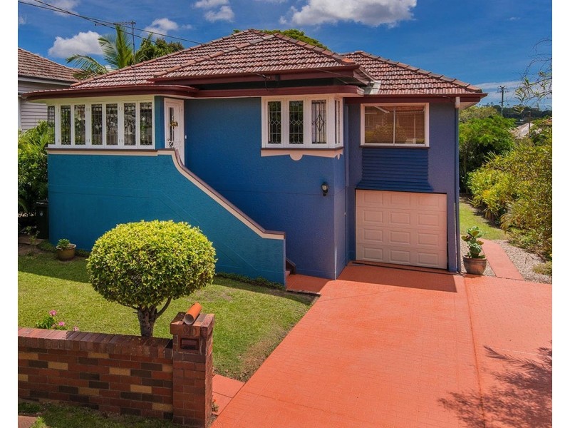 20 Curlewis Street, Holland Park West QLD 4121