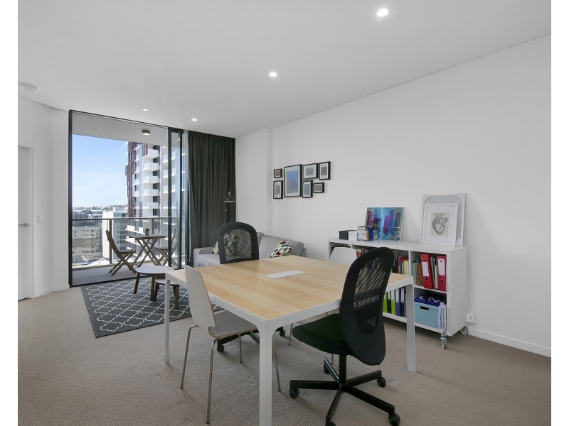 810/109 Melbourne Street, South Brisbane QLD 4101