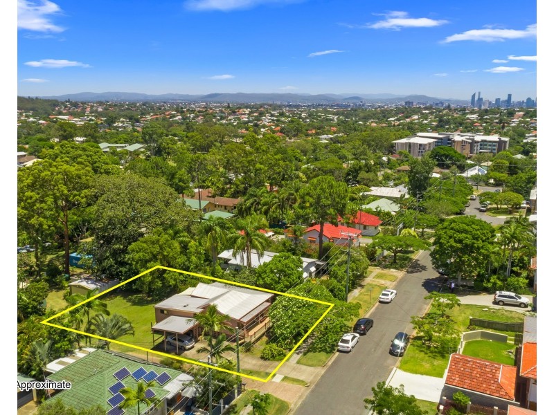 31 Eric Road, Holland Park QLD 4121