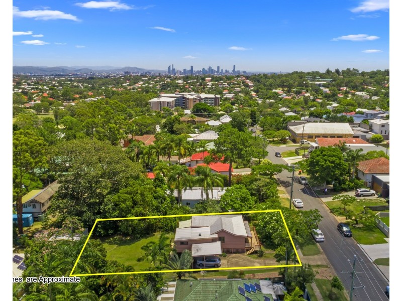 31 Eric Road, Holland Park QLD 4121