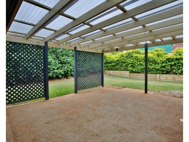 4 Nanga Street, Eight Mile Plains QLD 4113