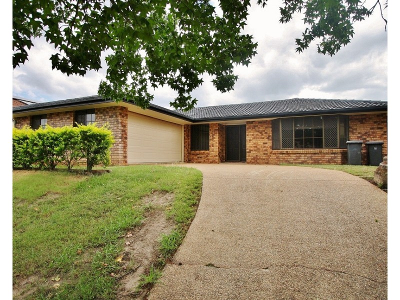 4 Nanga Street, Eight Mile Plains QLD 4113