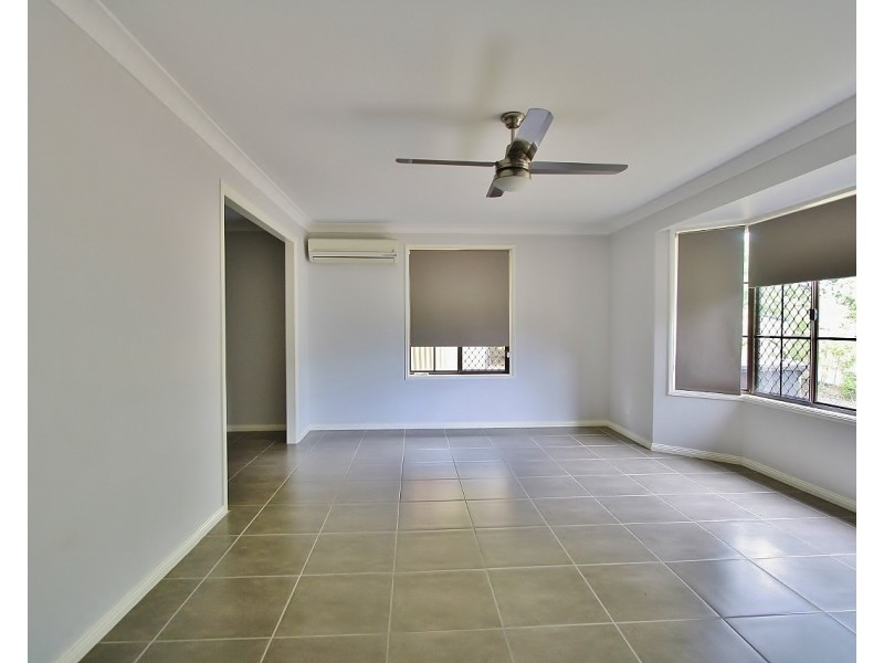 4 Nanga Street, Eight Mile Plains QLD 4113