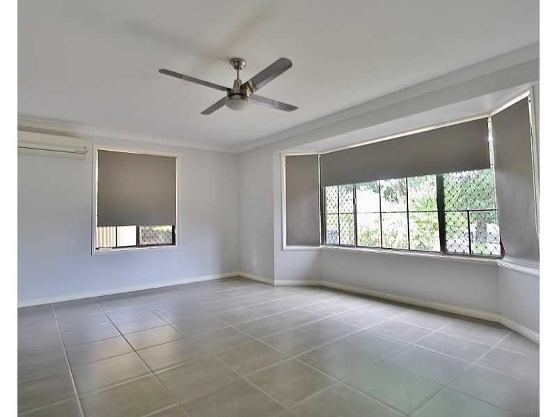 4 Nanga Street, Eight Mile Plains QLD 4113