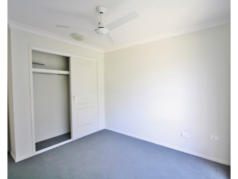 28 Friend Street, Wakerley QLD 4154