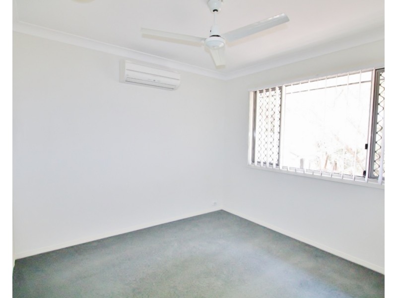 28 Friend Street, Wakerley QLD 4154