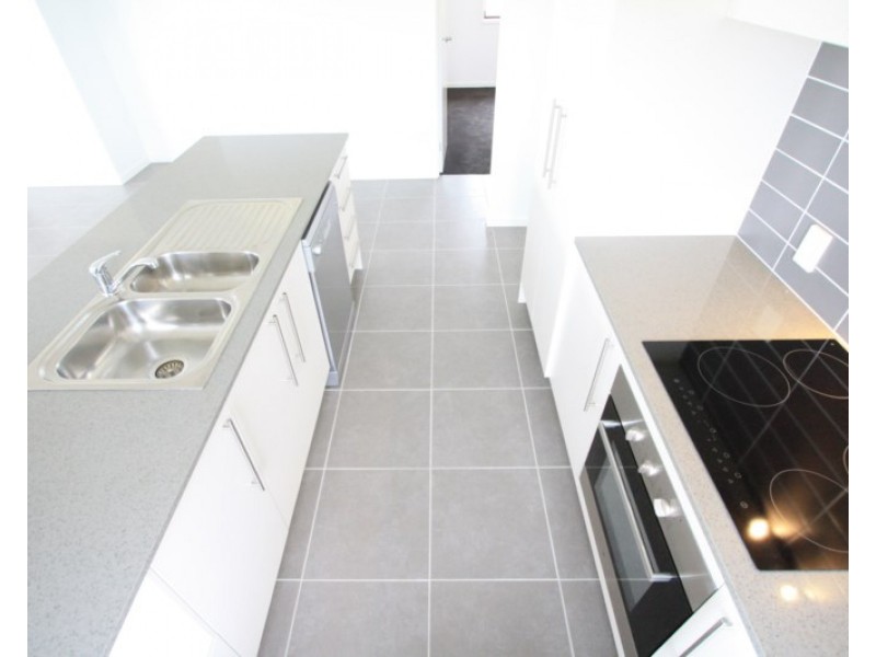 27 Augusta Boulevard, Pimpama QLD 4209