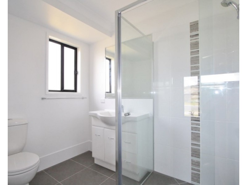 27 Augusta Boulevard, Pimpama QLD 4209