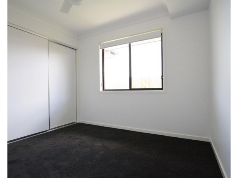 27 Augusta Boulevard, Pimpama QLD 4209