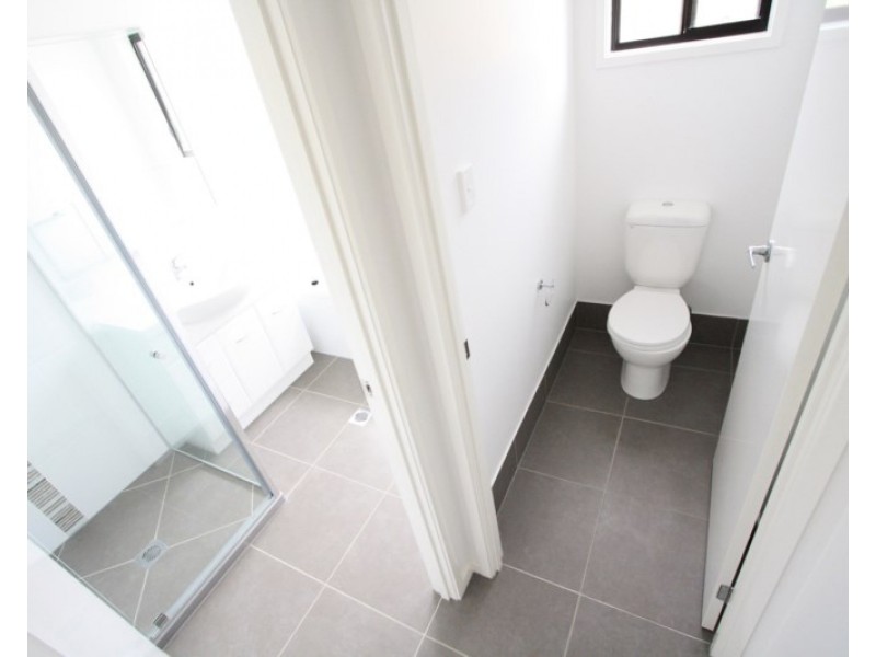 27 Augusta Boulevard, Pimpama QLD 4209