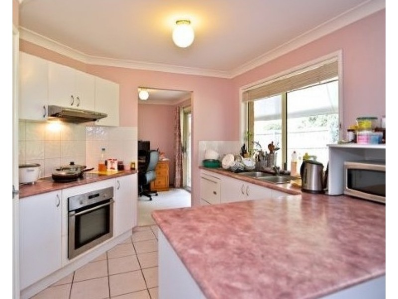 5 Maisie Place, Eight Mile Plains QLD 4113