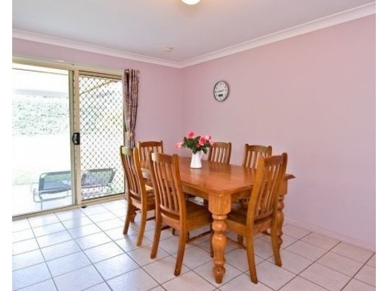 5 Maisie Place, Eight Mile Plains QLD 4113