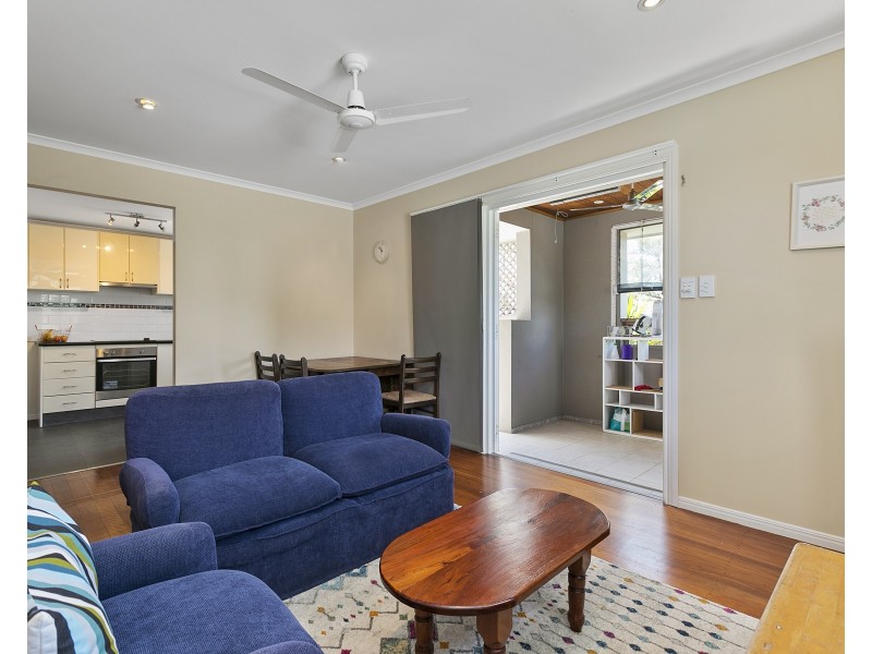 27 Belcaro Street, Upper Mount Gravatt QLD 4122