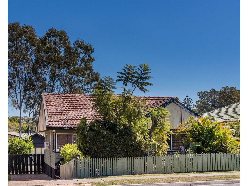 75 Birdwood Road, Holland Park West QLD 4121