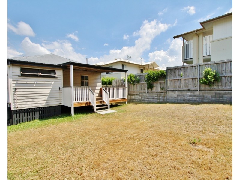 61 Ethel Street, Chermside QLD 4032