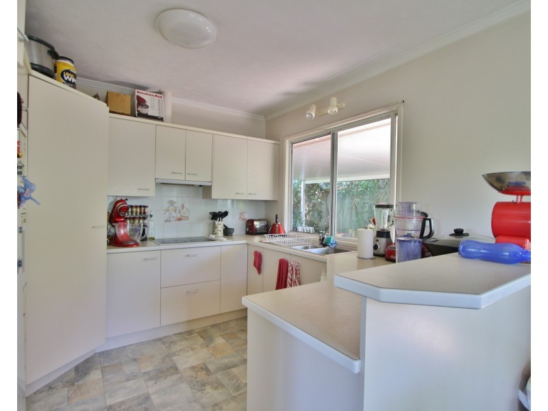 7 Roseglen Street, Greenslopes QLD 4120