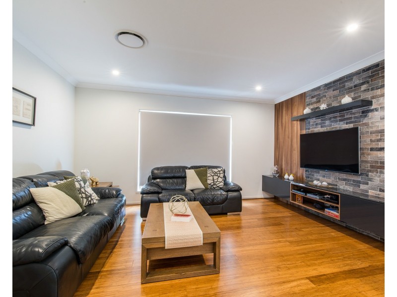 19 Plateau Place, Rochedale QLD 4123