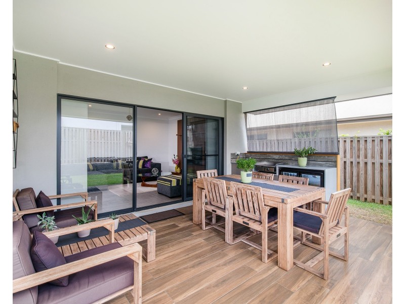 19 Plateau Place, Rochedale QLD 4123