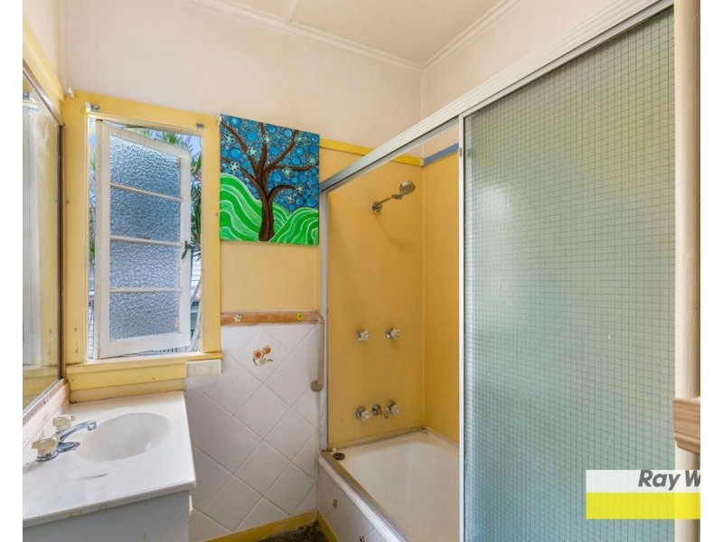 69 Ellington Street, Tarragindi QLD 4121