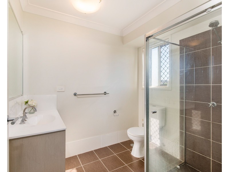 30 Gordon Drive, Bellbird Park QLD 4300